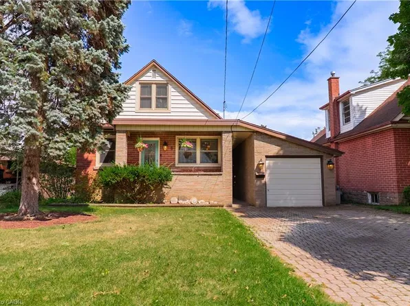 8 Cameron Ave, Hamilton, ON L9H 1P5