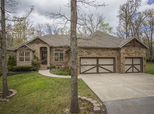 2025 Stonegate Ln, Nixa, MO 65714