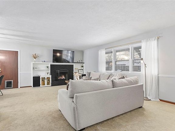 5th image of 6109 Kentucky Ave