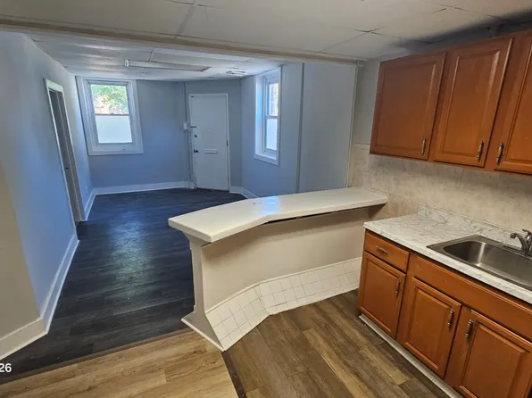 35 Aycrigg Ave #2, Passaic, NJ 07055