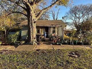 1st image of 41 Crockett St