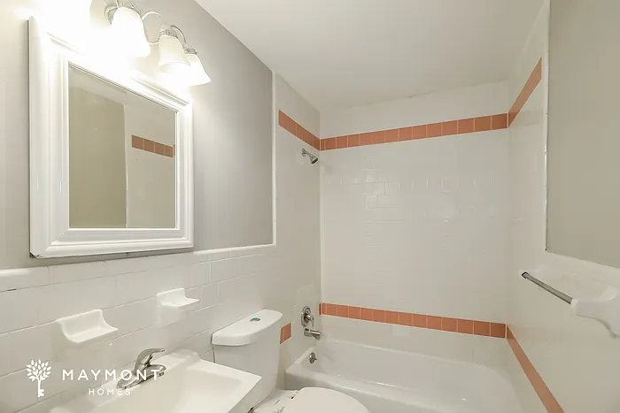 8542 Taylor Rd — Photo 12