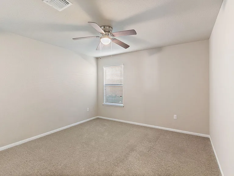 725 Liard River Rd — Photo 13