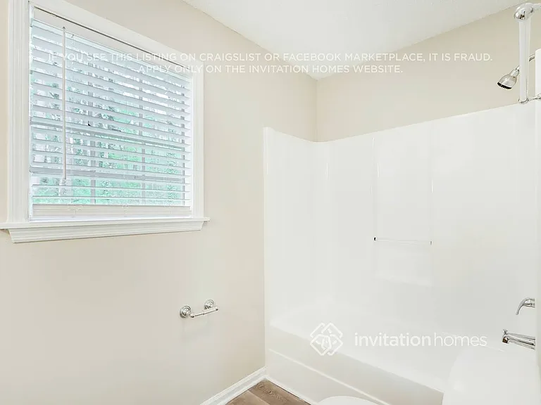 4469 White City Rd — Photo 19