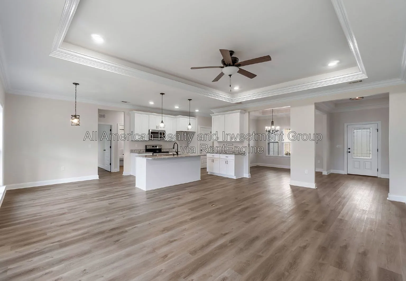 4 bed, 2.0 bath, 1922 sqft, $2,250 — Photo 4