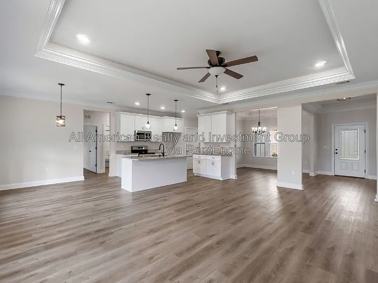 331 Adams Dr — Photo 6