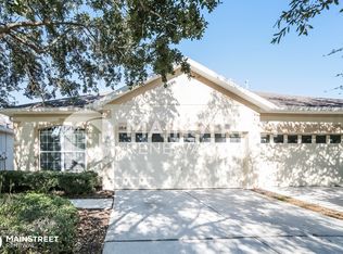 6814 Surrey Oak Dr, Apollo Beach, FL 33572