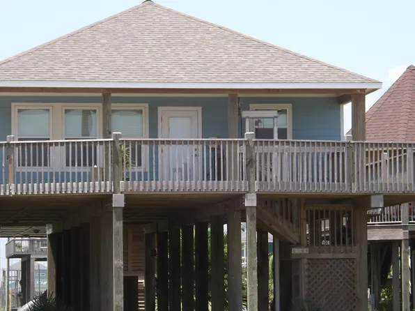 819 West Ln, Crystal Beach, TX 77650
