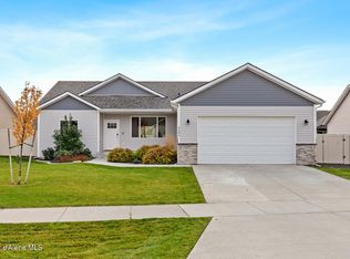 6686 W Harmony St, Rathdrum, ID 83858