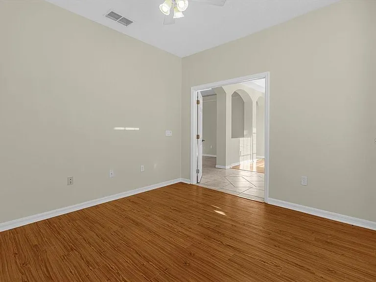 13131 Luxbury Loop — Photo 15