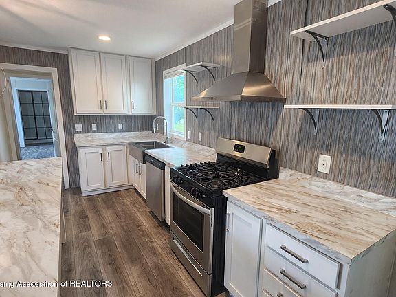 5th image of 714 Mill St #60