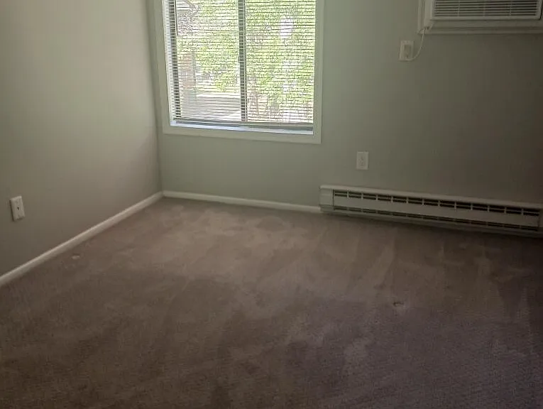115 Amberly Dr #H — Photo 7