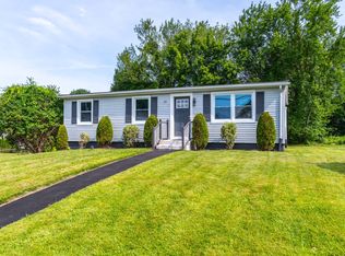 44 Lincolndale Dr, Waterbury, CT 06704
