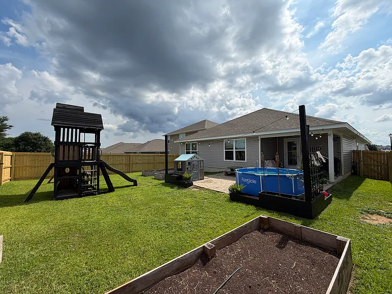 5699 Guinevere Ln — Photo 25