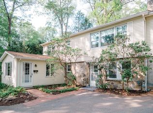 6 Eastwood Rd, Mansfield, CT 06268