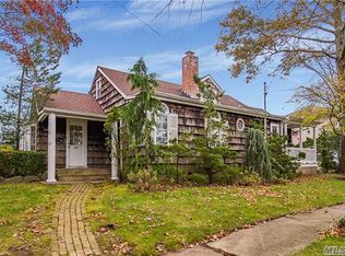 42 Beverly Pl, Massapequa, NY 11758