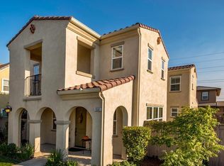1561 Bonanza Ln, Folsom, CA 95630