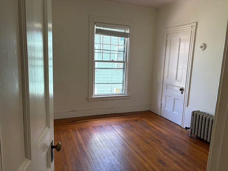 59 Bainbridge Ave — Photo 14