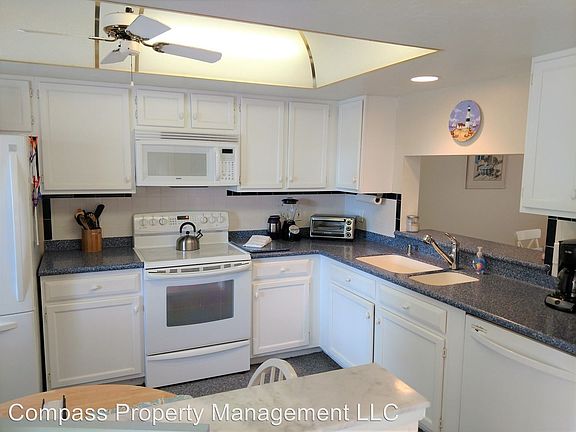4th image of 314 Pine Hollow Cir
