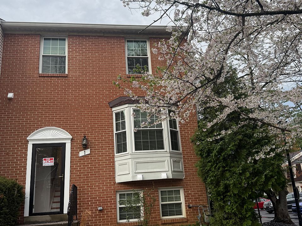 1st image of 1 Indian Hills Ct