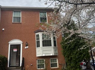 1 Indian Hills Ct, Derwood, MD 20855