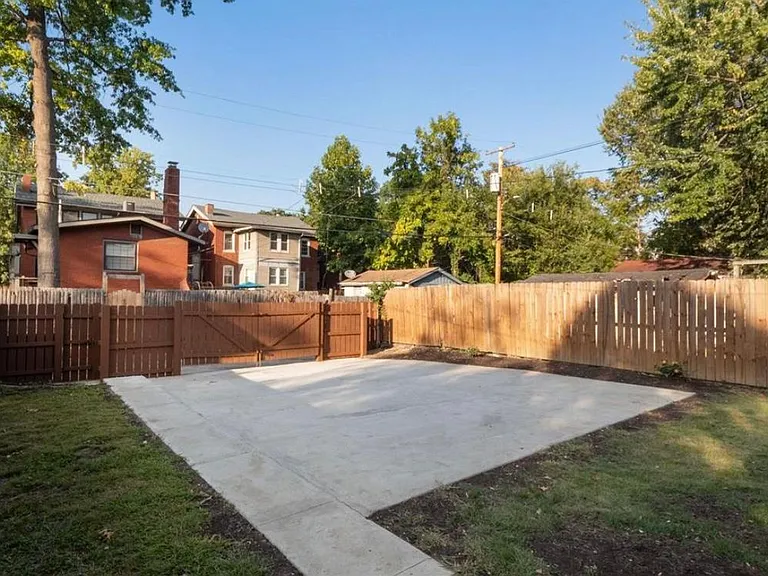 6059 McPherson Ave — Photo 19