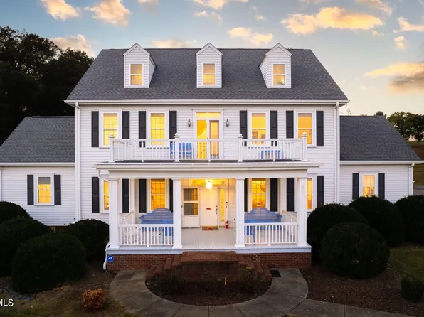 345 Allison Rd, Piney Flats, TN 37686