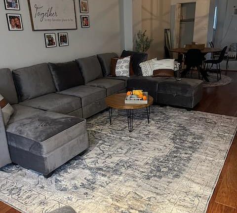 2nd image of 3014 S Smedley St