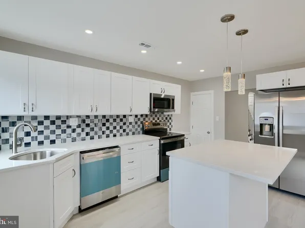 4239 Rokeby Rd, Baltimore, MD 21229