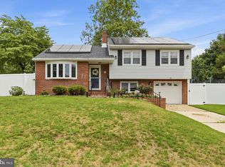 22 Winding Way, Mount Holly, NJ 08060
