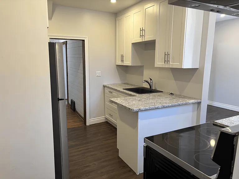 26 Shotwell St — Photo 2