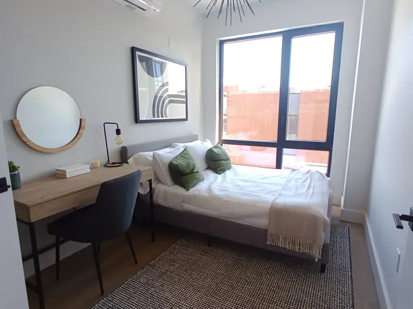 2708 Snyder Avenue image 5 of 8