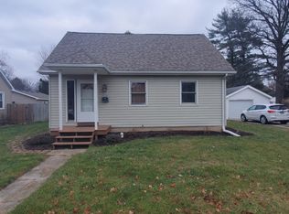 845 N 12th St, Rochelle, IL 61068