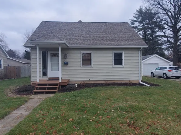 845 N 12th St, Rochelle, IL 61068