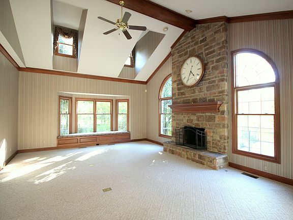 2nd image of 6088 Ledgeview Dr