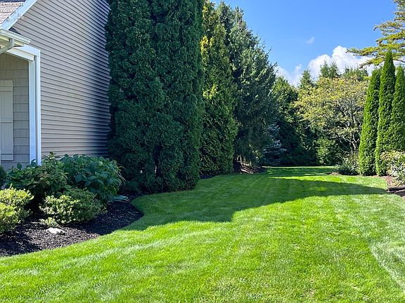 2nd image of 607 Heron Dr