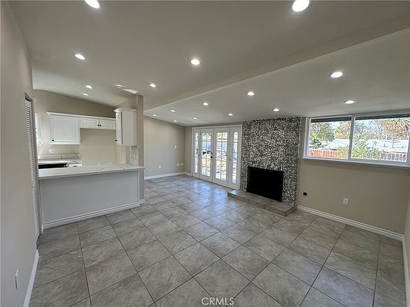 5th image of 5751 Walter St