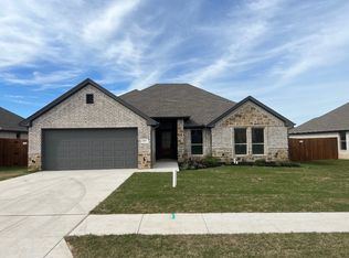 933 Avagail Ave, Springtown, TX 76082