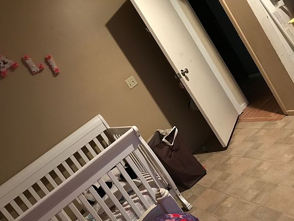 3rd image of 925 Butterfly Blvd