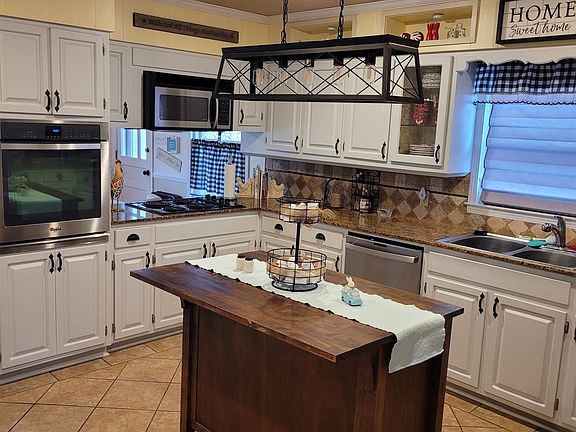 3rd image of 120 Stovall Dr