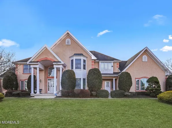 3 Blake Drive, Marlboro, NJ 07746