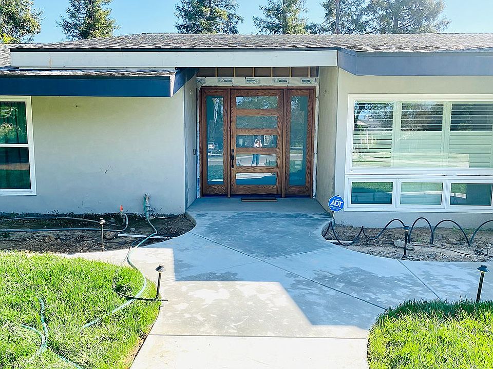 2nd image of 3743 W Alluvial Ave