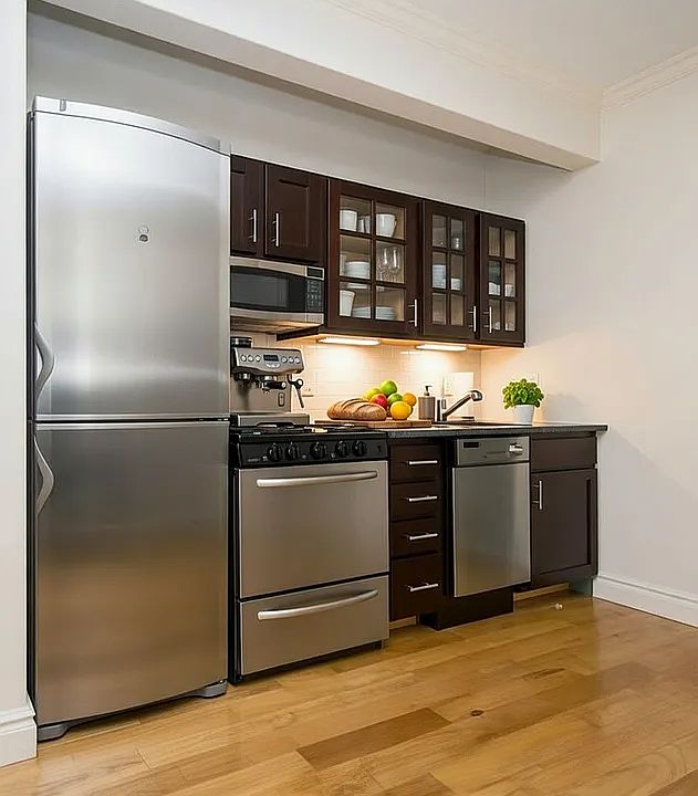 2nd image of 323 E 78th St APT 3A