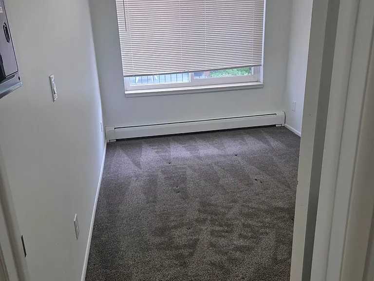 420 Hill St #7 — Photo 5
