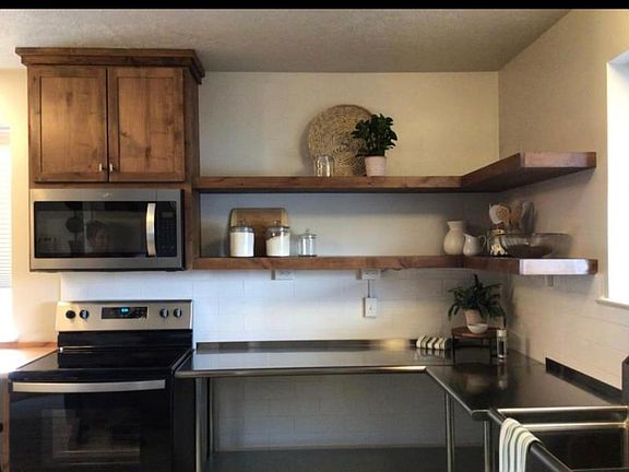 4th image of 525 8th St