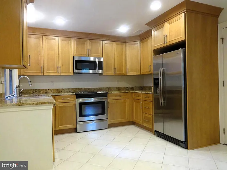 5330 Connecticut Ave NW — Photo 15