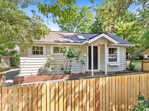 814 NE 92nd Street, Seattle, WA 98115