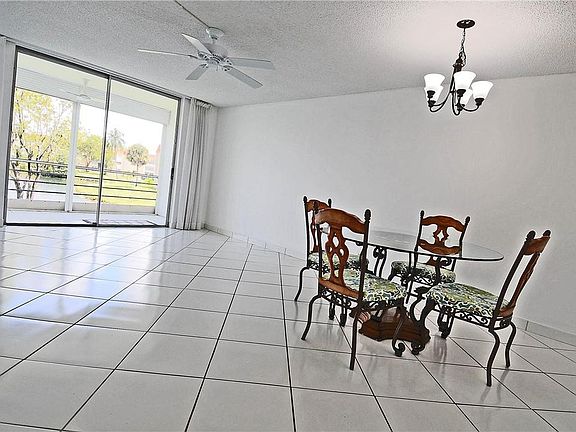 4th image of 2950 Sunrise Lakes Drive #211