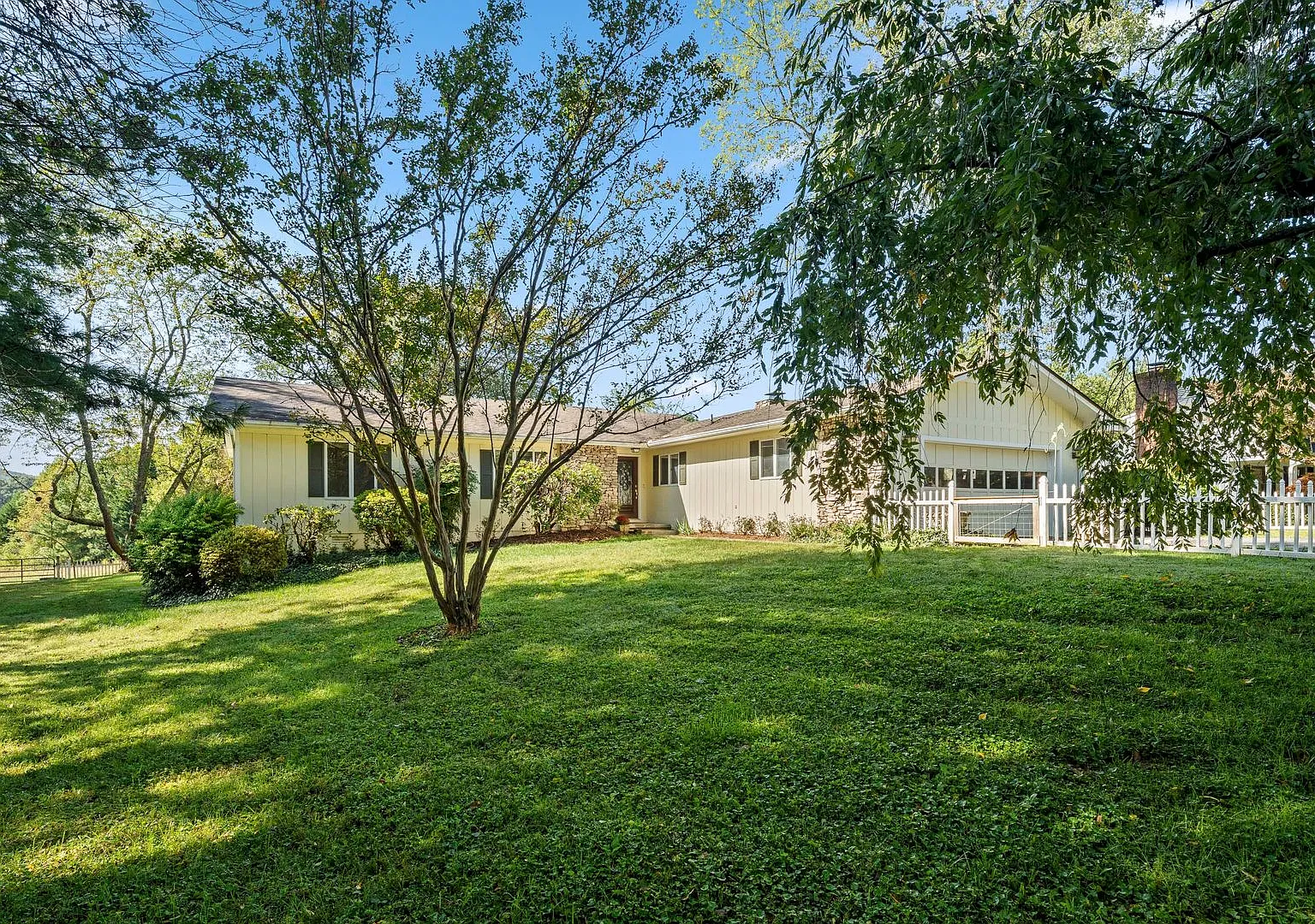 Spacious Updated Ranch — Photo 1