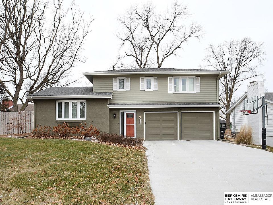 1st image of 3622 S 107th Avenue Cir